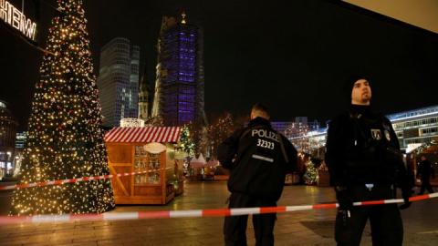 برلين: مقتل وجرح العشرات في هجوم بشاحنة
